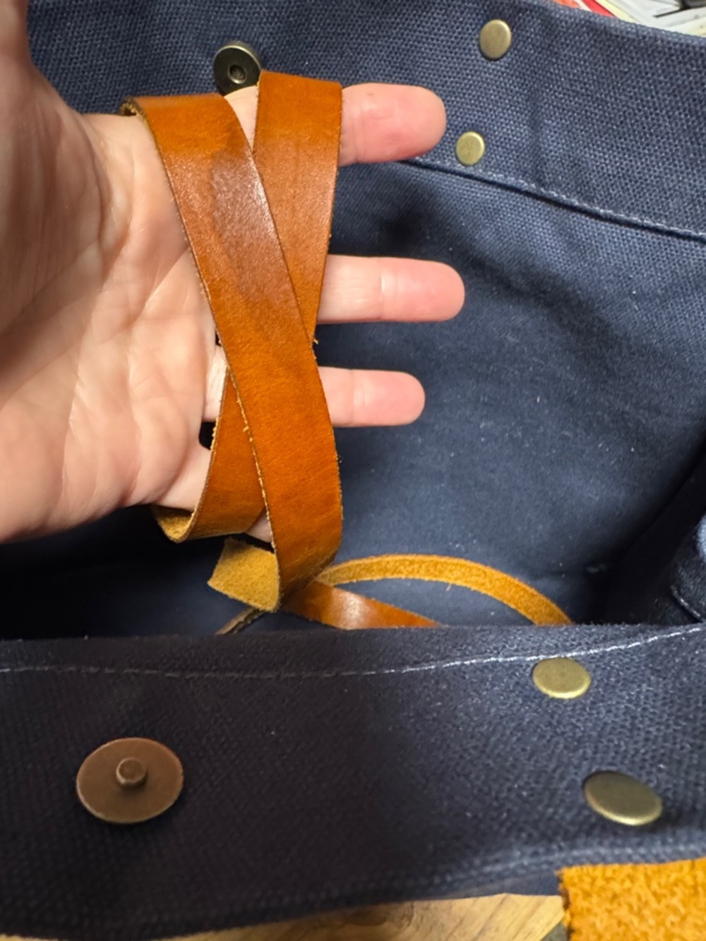 READ—-Parker Thatch Bag - Picture 11 of 12